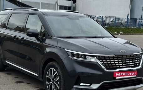 KIA Carnival, 2021 год, 2 450 000 рублей, 2 фотография