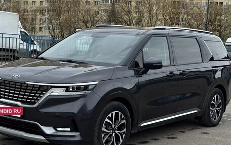 KIA Carnival, 2021 год, 2 450 000 рублей, 3 фотография