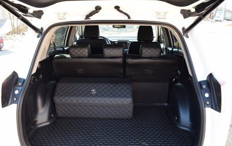 Toyota RAV4, 2018 год, 2 500 000 рублей, 5 фотография
