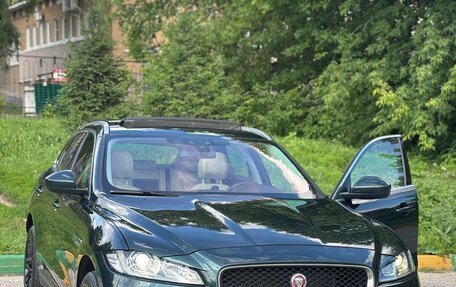 Jaguar F-Pace, 2017 год, 2 500 000 рублей, 2 фотография