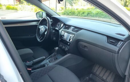 Skoda Octavia, 2019 год, 1 800 000 рублей, 6 фотография