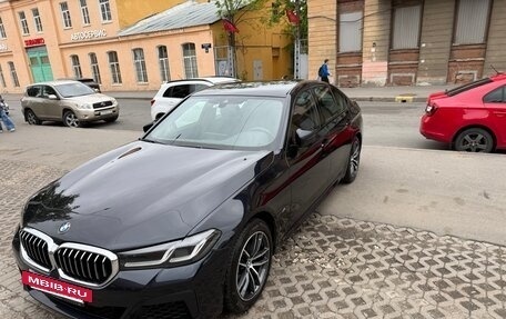 BMW 5 серия, 2020 год, 5 299 000 рублей, 2 фотография