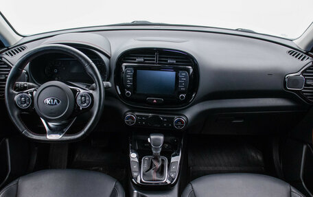 KIA Soul III, 2020 год, 2 430 000 рублей, 13 фотография