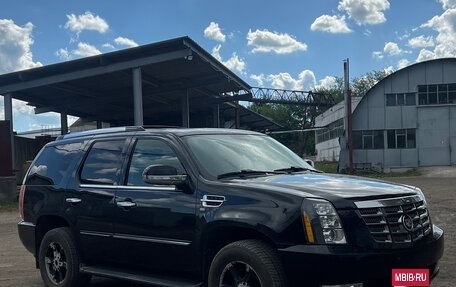 Cadillac Escalade III, 2008 год, 1 650 000 рублей, 1 фотография