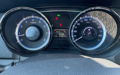 Hyundai Sonata VI, 2011 год, 630 000 рублей, 10 фотография