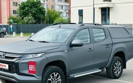 Mitsubishi L200 IV рестайлинг, 2019 год, 2 350 000 рублей, 4 фотография