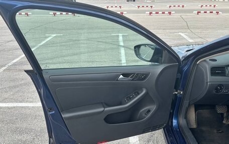 Volkswagen Jetta VI, 2014 год, 990 000 рублей, 11 фотография