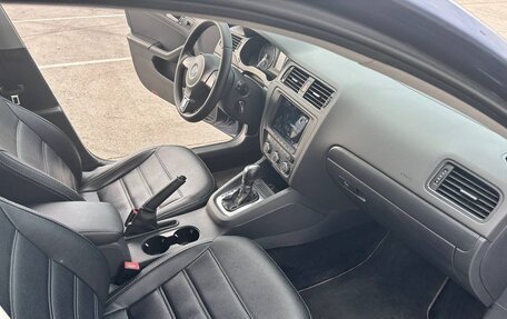 Volkswagen Jetta VI, 2014 год, 990 000 рублей, 16 фотография