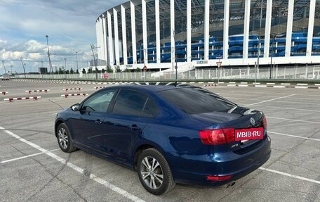 Volkswagen Jetta VI, 2014 год, 990 000 рублей, 3 фотография