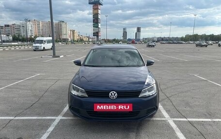 Volkswagen Jetta VI, 2014 год, 990 000 рублей, 8 фотография
