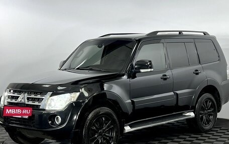 Mitsubishi Pajero IV, 2012 год, 1 970 000 рублей, 2 фотография