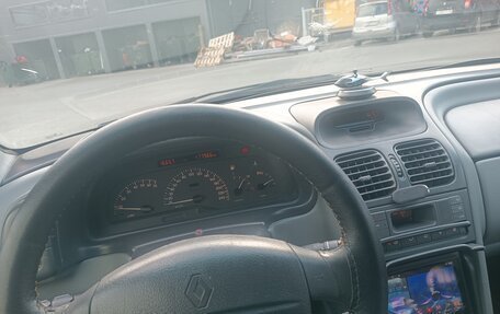 Renault Laguna II, 1998 год, 190 000 рублей, 12 фотография