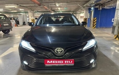 Toyota Camry, 2019 год, 2 890 000 рублей, 1 фотография