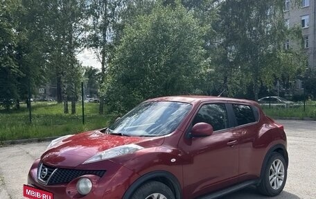 Nissan Juke II, 2012 год, 899 000 рублей, 3 фотография