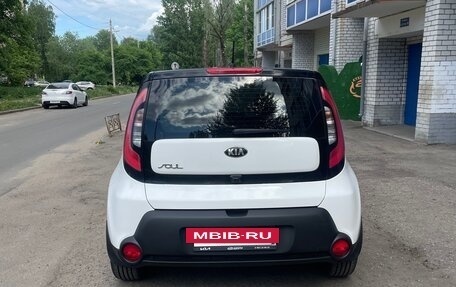 KIA Soul II рестайлинг, 2015 год, 1 420 000 рублей, 6 фотография