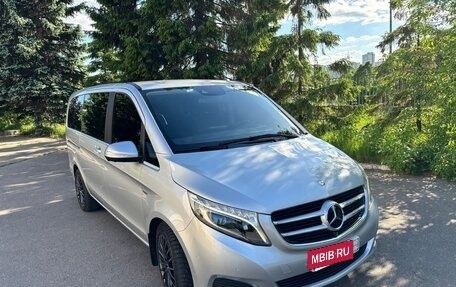 Mercedes-Benz V-Класс, 2015 год, 4 100 000 рублей, 10 фотография