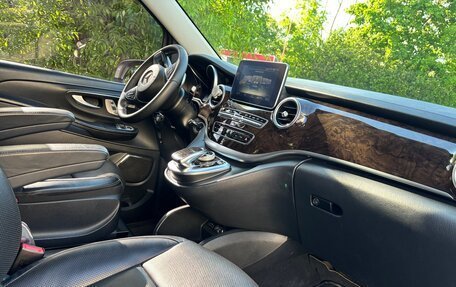 Mercedes-Benz V-Класс, 2015 год, 4 100 000 рублей, 13 фотография
