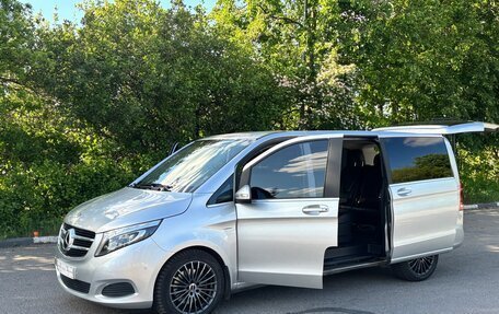Mercedes-Benz V-Класс, 2015 год, 4 100 000 рублей, 24 фотография