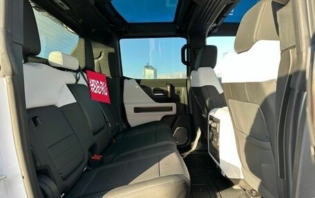 GMC Hummer EV, 2023 год, 14 000 000 рублей, 6 фотография