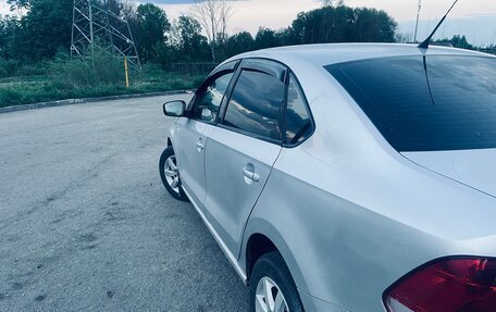 Volkswagen Polo VI (EU Market), 2011 год, 590 000 рублей, 3 фотография