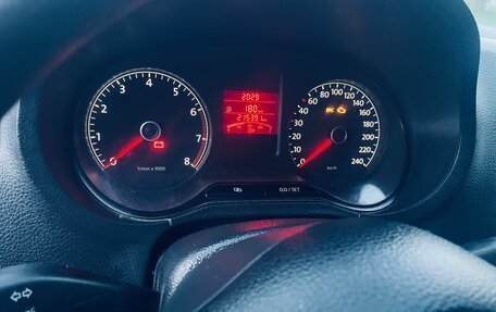 Volkswagen Polo VI (EU Market), 2011 год, 590 000 рублей, 18 фотография