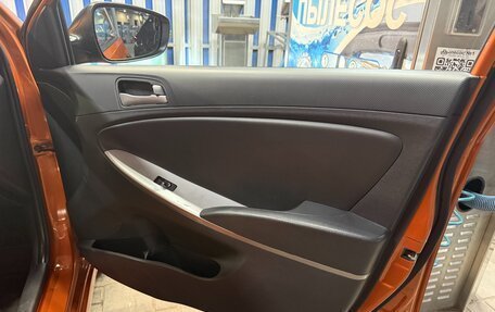 Hyundai Solaris II рестайлинг, 2014 год, 1 150 000 рублей, 24 фотография