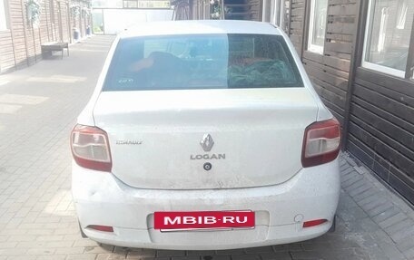 Renault Logan II, 2015 год, 340 000 рублей, 4 фотография