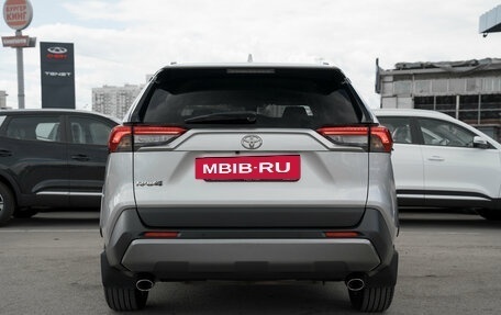 Toyota RAV4, 2020 год, 3 145 000 рублей, 6 фотография