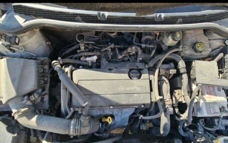 Opel Astra J, 2011 год, 590 000 рублей, 15 фотография