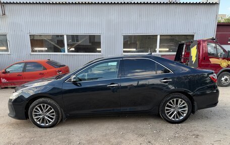 Toyota Camry, 2017 год, 2 035 000 рублей, 3 фотография