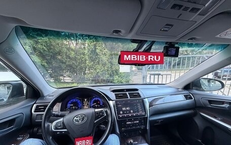 Toyota Camry, 2017 год, 2 035 000 рублей, 18 фотография