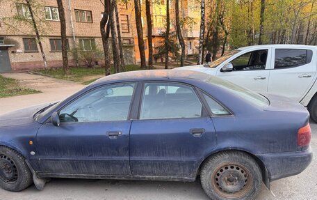 Audi A4, 1996 год, 155 000 рублей, 2 фотография