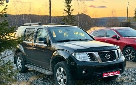 Nissan Pathfinder, 2011 год, 1 175 000 рублей, 1 фотография