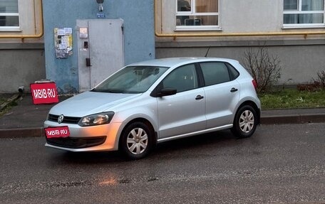 Volkswagen Polo VI (EU Market), 2010 год, 700 000 рублей, 1 фотография
