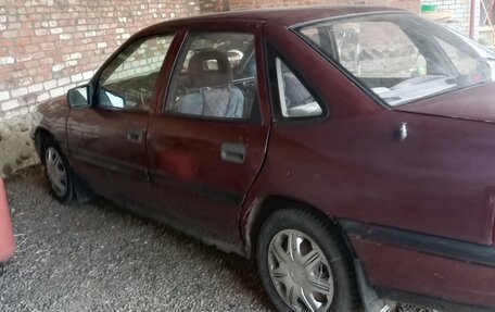 Opel Vectra A, 1991 год, 85 000 рублей, 4 фотография