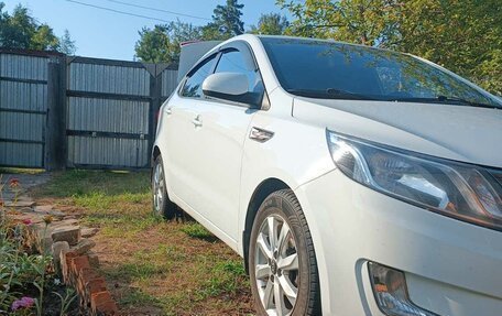 KIA Rio III рестайлинг, 2014 год, 1 000 000 рублей, 4 фотография