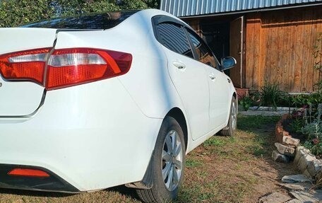 KIA Rio III рестайлинг, 2014 год, 1 000 000 рублей, 3 фотография