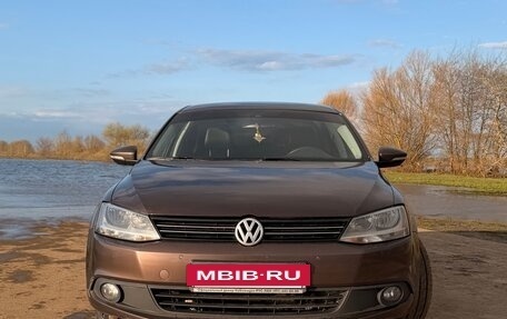Volkswagen Jetta VI, 2014 год, 1 125 000 рублей, 4 фотография