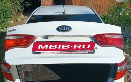 KIA Rio III рестайлинг, 2014 год, 1 000 000 рублей, 8 фотография