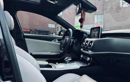 KIA Stinger I, 2018 год, 3 000 000 рублей, 8 фотография