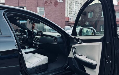KIA Stinger I, 2018 год, 3 000 000 рублей, 9 фотография