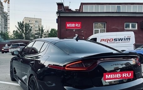 KIA Stinger I, 2018 год, 3 000 000 рублей, 11 фотография