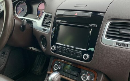 Volkswagen Touareg III, 2013 год, 2 300 000 рублей, 9 фотография