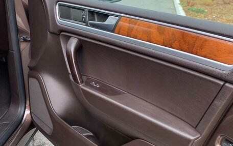 Volkswagen Touareg III, 2013 год, 2 300 000 рублей, 8 фотография