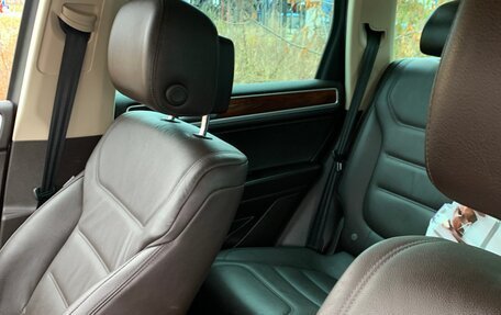 Volkswagen Touareg III, 2013 год, 2 300 000 рублей, 14 фотография