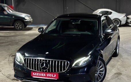 Mercedes-Benz E-Класс, 2016 год, 2 600 000 рублей, 4 фотография
