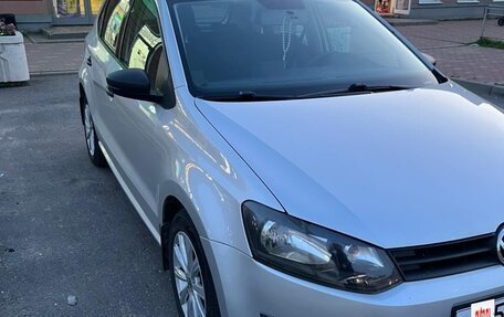Volkswagen Polo VI (EU Market), 2010 год, 700 000 рублей, 5 фотография