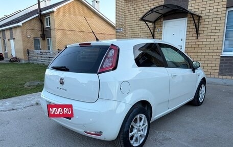 Fiat Punto III Punto Evo рестайлинг, 2013 год, 650 000 рублей, 4 фотография