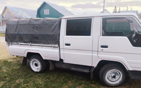Toyota HiAce H100, 1990 год, 385 000 рублей, 4 фотография