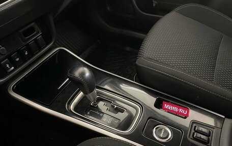 Mitsubishi Outlander III рестайлинг 3, 2018 год, 1 747 000 рублей, 13 фотография